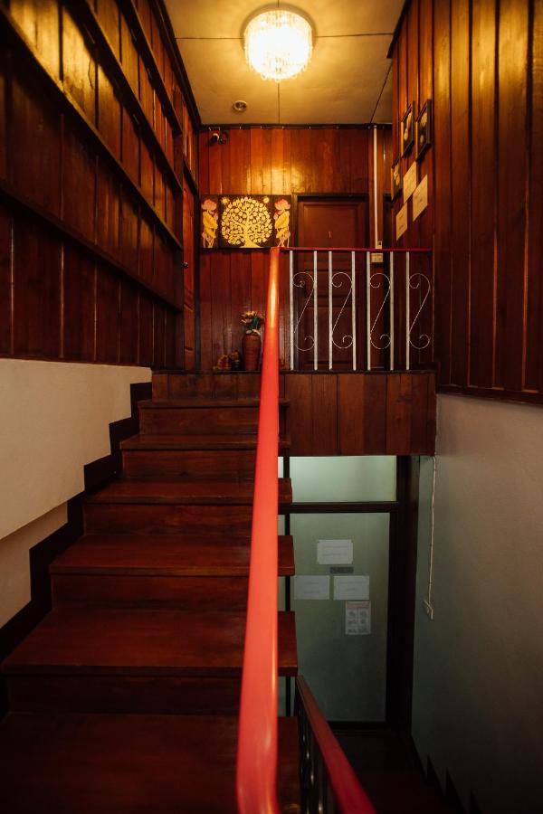 Nu Pen Hostel Chiang Mai Exterior foto